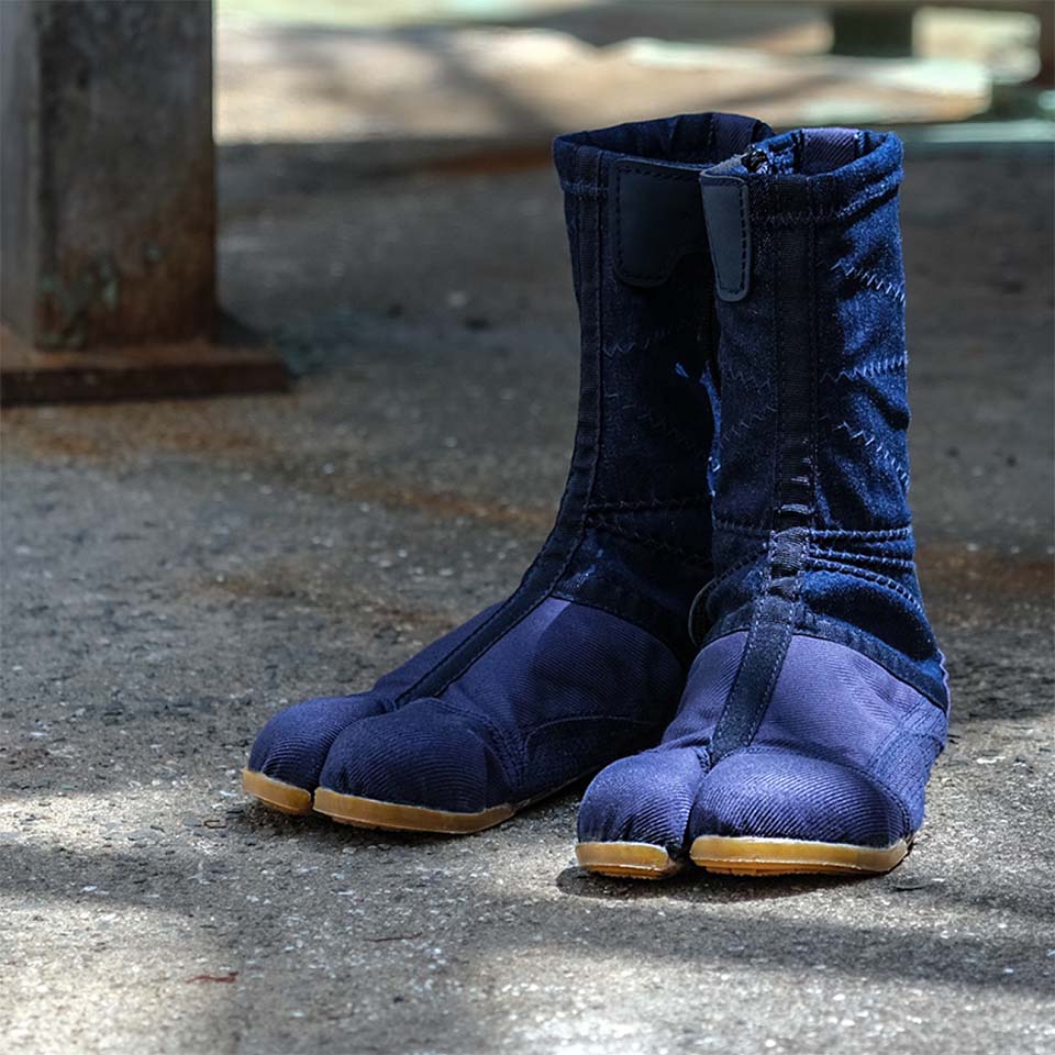 Jikatabi that protect the ankles