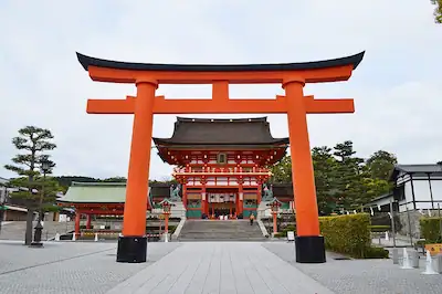 The great torii gate of Fushimi Inari Shrine