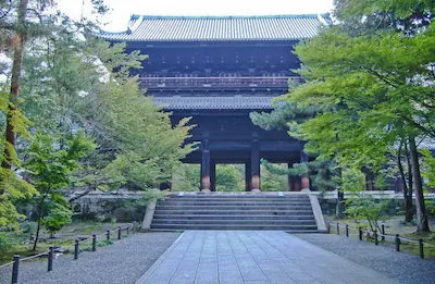 The gate of Nanzenji Temple